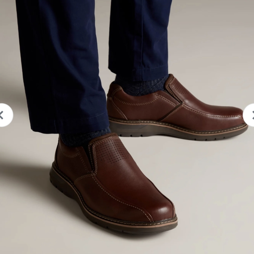 Clarks Unstructured Un Ramble Step Mahogany Brown